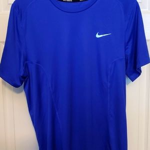 Boys Nike DriFit Shirt, Blue, Small, Great Conditi